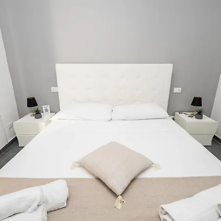 Modern House Orleans Apartament